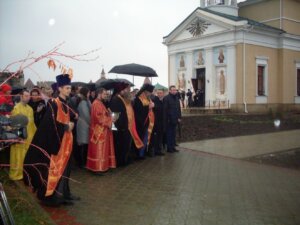 Святий хрест засяяв