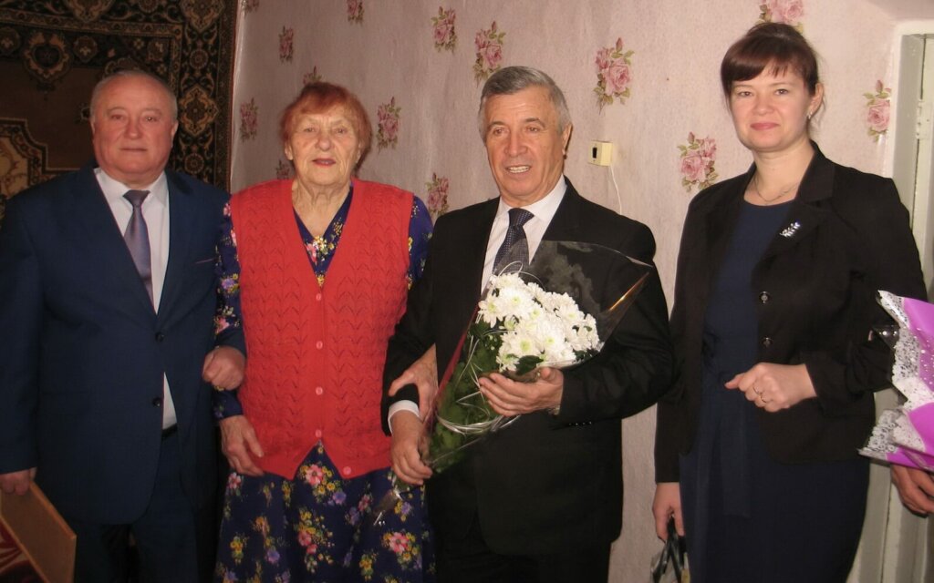 У  передноворічний  ювілей