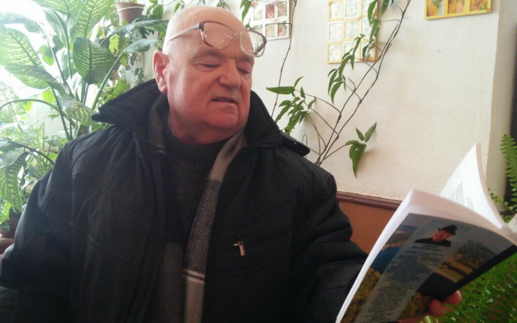 Поетичною стежиною