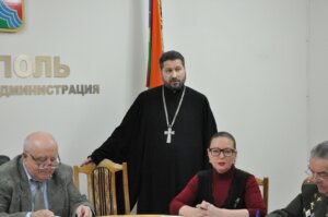 Про демонтаж ритуальних знаків на узбіччях доріг