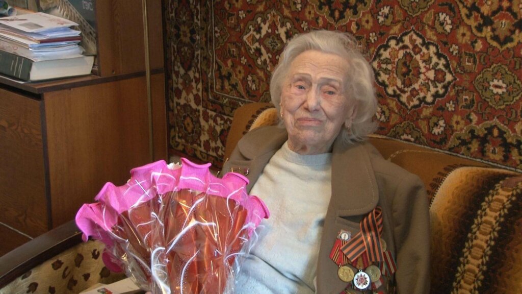 Я люблю людей і вважаю себе щасливою