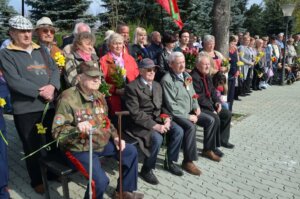 74 роки мирного життя