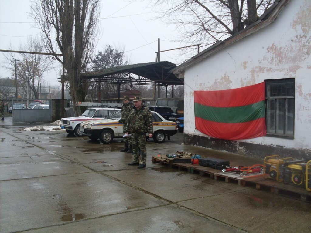 Волонтери опановують рятувальну справу