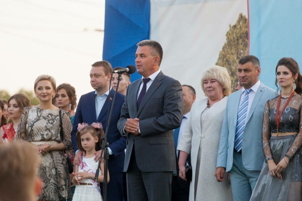Усе у твоїх руках, випускнику!
