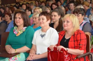 Легка промисловість, але нелегка праця