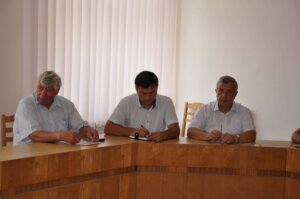 Бурхливо, але по суті…