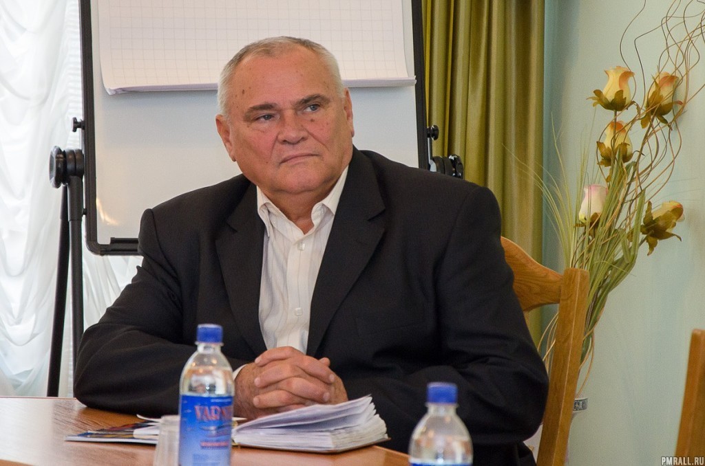 Мій дідусь був кращим комсомольцем