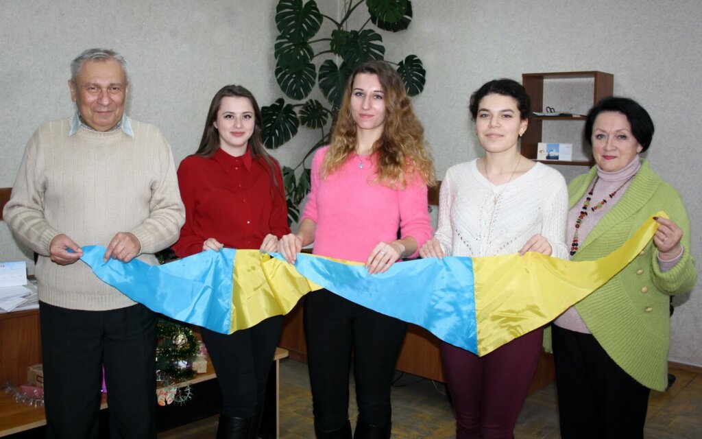 З’єднаємо в єдину всю Україну!