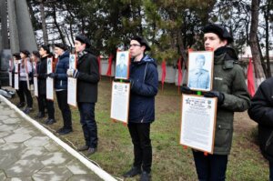 Гідний приклад мужності, стійкості та героїзму