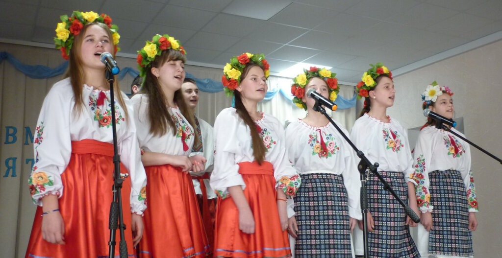 Вінок Шевченкові сплітаємо з віршів