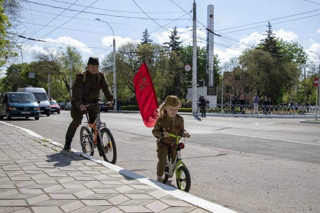 Прапор Перемоги підняли діди й усіх сповістили: «Ми перемогли!»