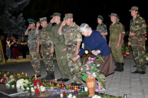 Допоки пам’ять в серці не згасає