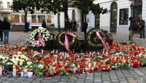 Теракт у Відні. Поділяємо гіркоту втрати невинних людей