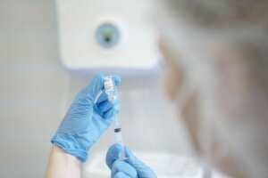Оперштаб про вакцинацiю i веснянi свята