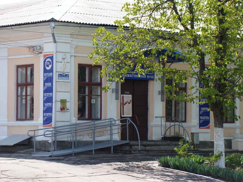 Унікальна виставка  до Дня слов’янської писемності