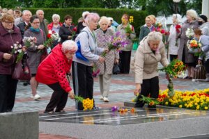 Доки плине  бурхливий Дністер, Доти квітнутиме Придністров’я