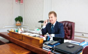 Фірмовий стиль Анатолiя Дзерновича