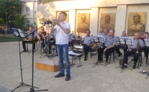 Щире служіння музиці