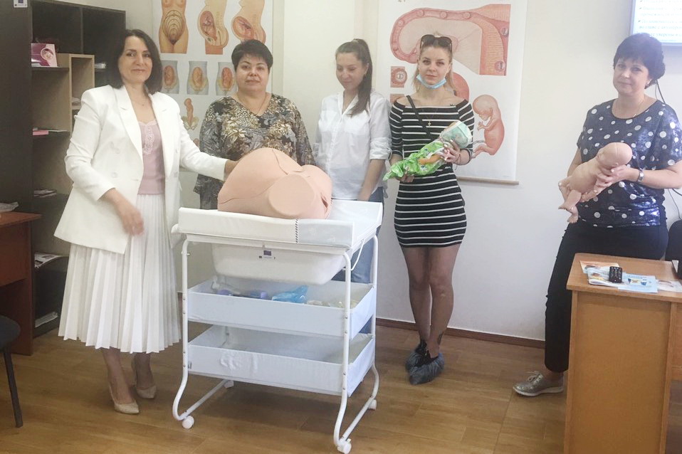 Жінкам та майбутнім мамам