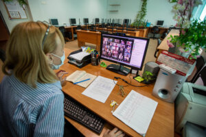 З  31 січня загальноосвітні установи перейдуть на дистанційну форму навчання