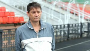 Доля  НЕ ЗЛАМАЛА його