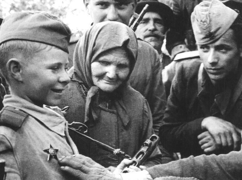 ЮНІ ГЕРОЇ Великої Вітчизняної Війни