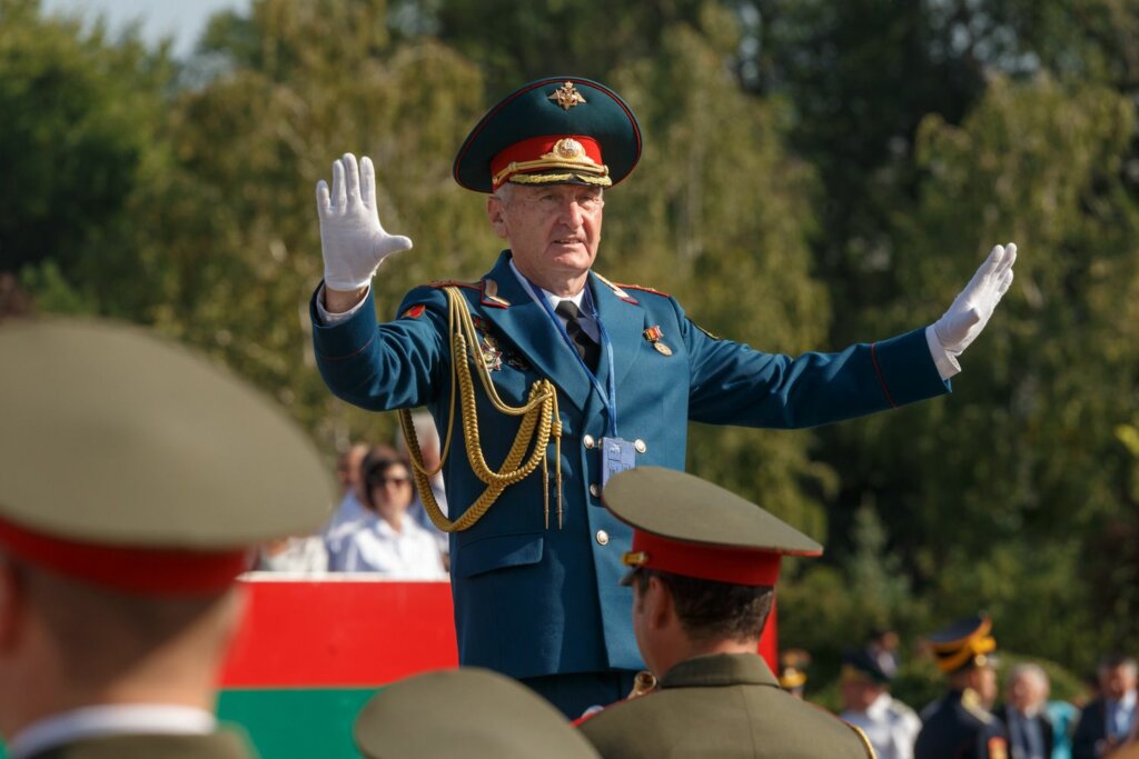Музика в погонах