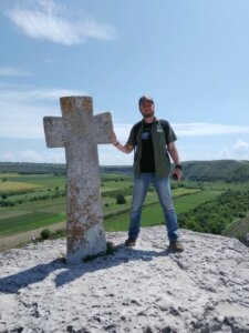 Жити й творити  по совісті