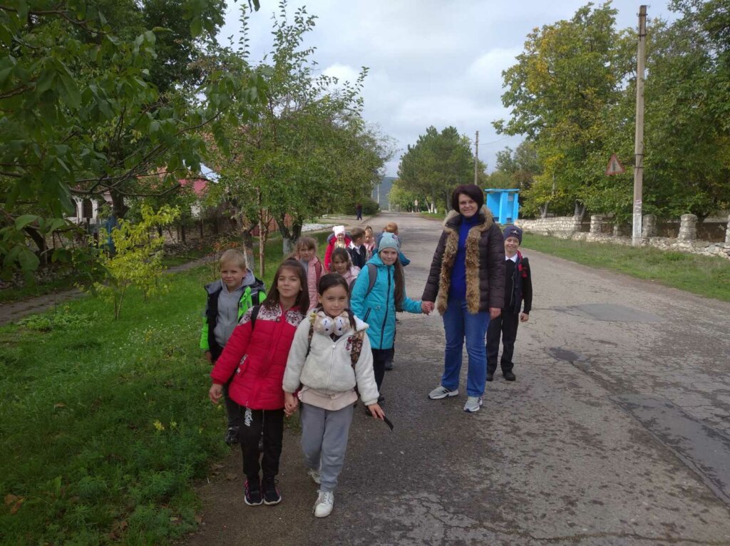Мандруючи рідною землею