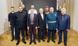 Круглий стіл у Москві