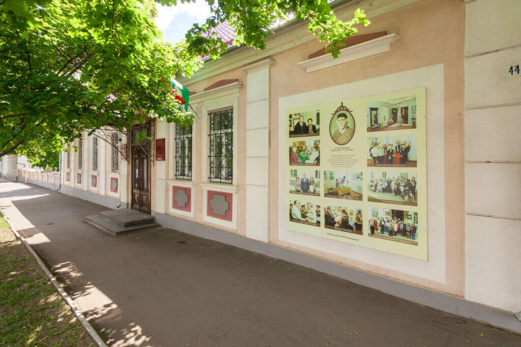 Він бачив за життя втілення своїх ідей