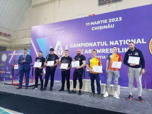 Спорт сильних чоловіків