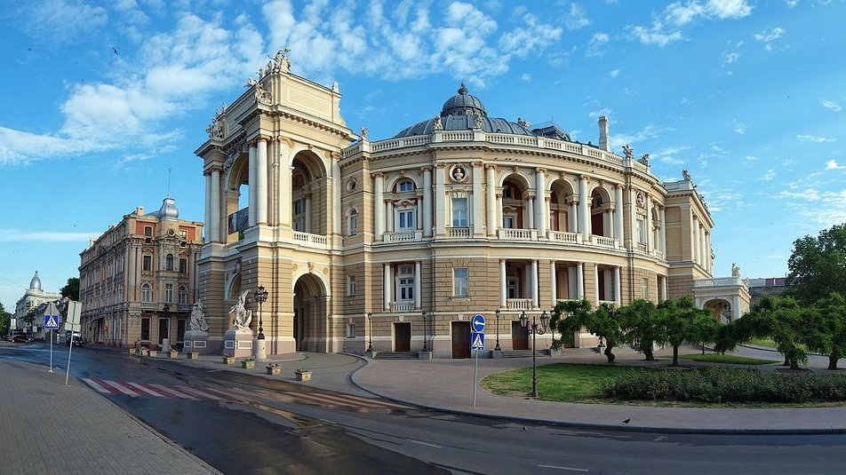 Чи все ви знаєте про театр