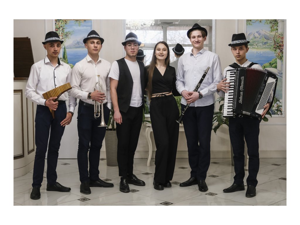 Жити музикою, вкладати в неї душу