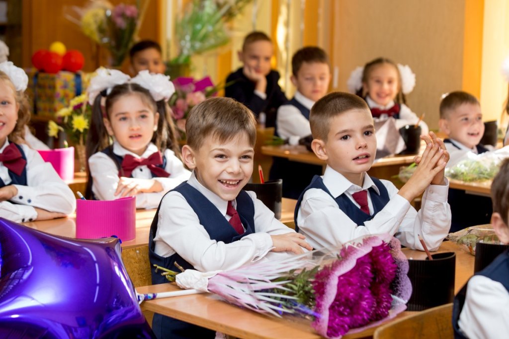 ШАНОВНІ ПЕДАГОГИ! ДОРОГІ ШКОЛЯРІ ТА СТУДЕНТИ!