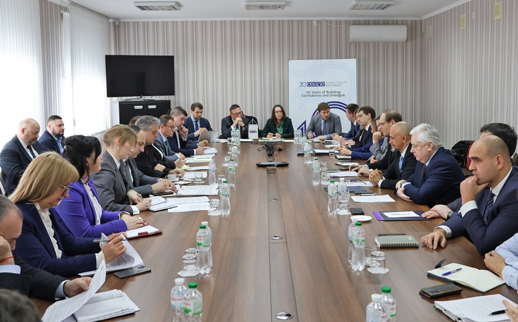 Зустріч політпредставників:  ВІДКЛАДЕНИЙ РЕЗУЛЬТАТ