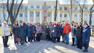 І мене в сім’ї великій…