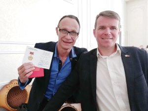Про тих, хто дарує сміх і радість людям