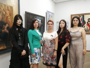 ПРОДОВЖУЙТЕ  МРІЯТИ, прикрашати цей світ