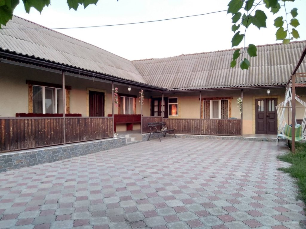 Відпочинок у мальовничому куточку