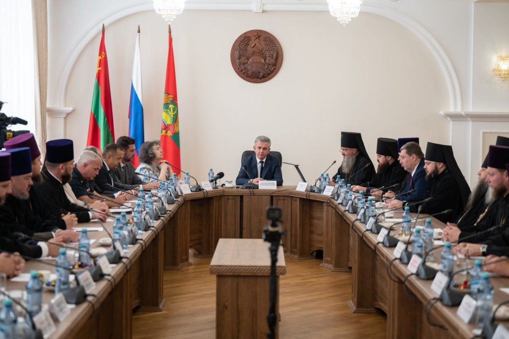 Взаємодія школи та церкви