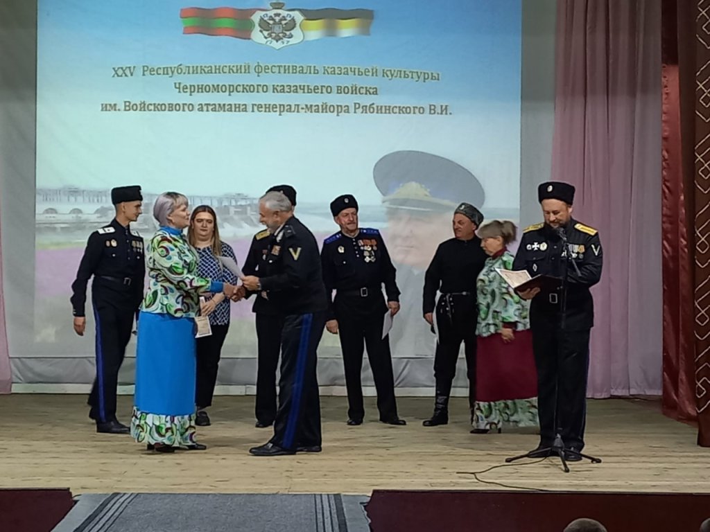 Розмаїття творчої палітри