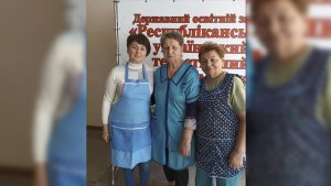 Дякуємо нашим кухарям…