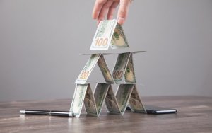 Остерігайтеся «ЛЕГКИХ» грошей