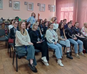 Знання зайвими  не бувають