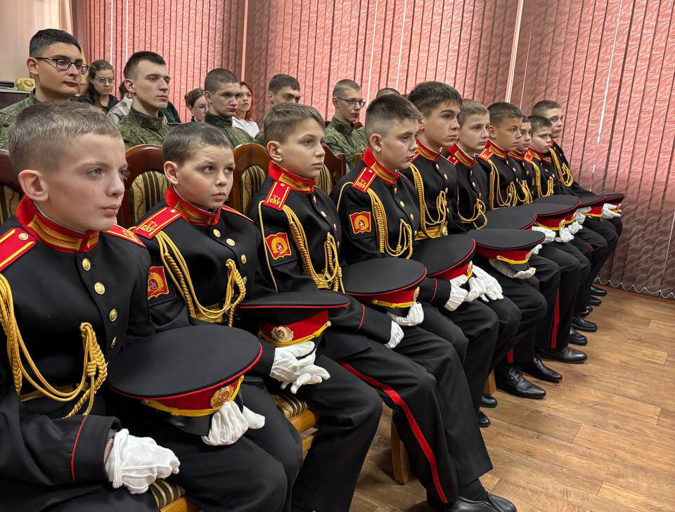 Є така професія –  Батьківщину захищати