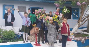 Зберігається  зв’язок поколінь