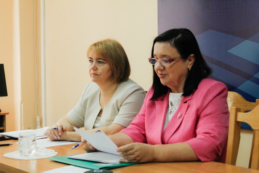 ЗВІТУЄ МІНПРОС: ПІДСУМКИ РОБОТИ