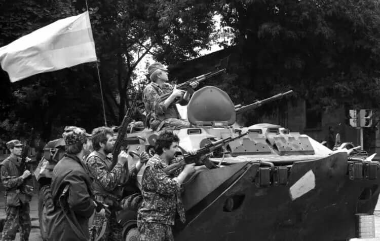 … КОЛИ ВОНА  ВМІЄ ЗАХИЩАТИСЯ