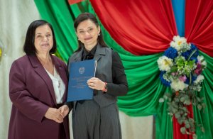 ПЕДАГОГ –  ПРОВІДНИК ЗНАНЬ, або Професія, що творить майбутнє
